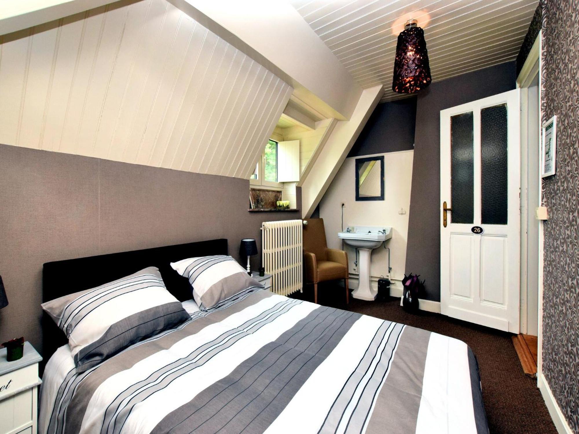 Villa Luxurious Castle With Hot Tub In The Belgian Jamoigne Esterno foto