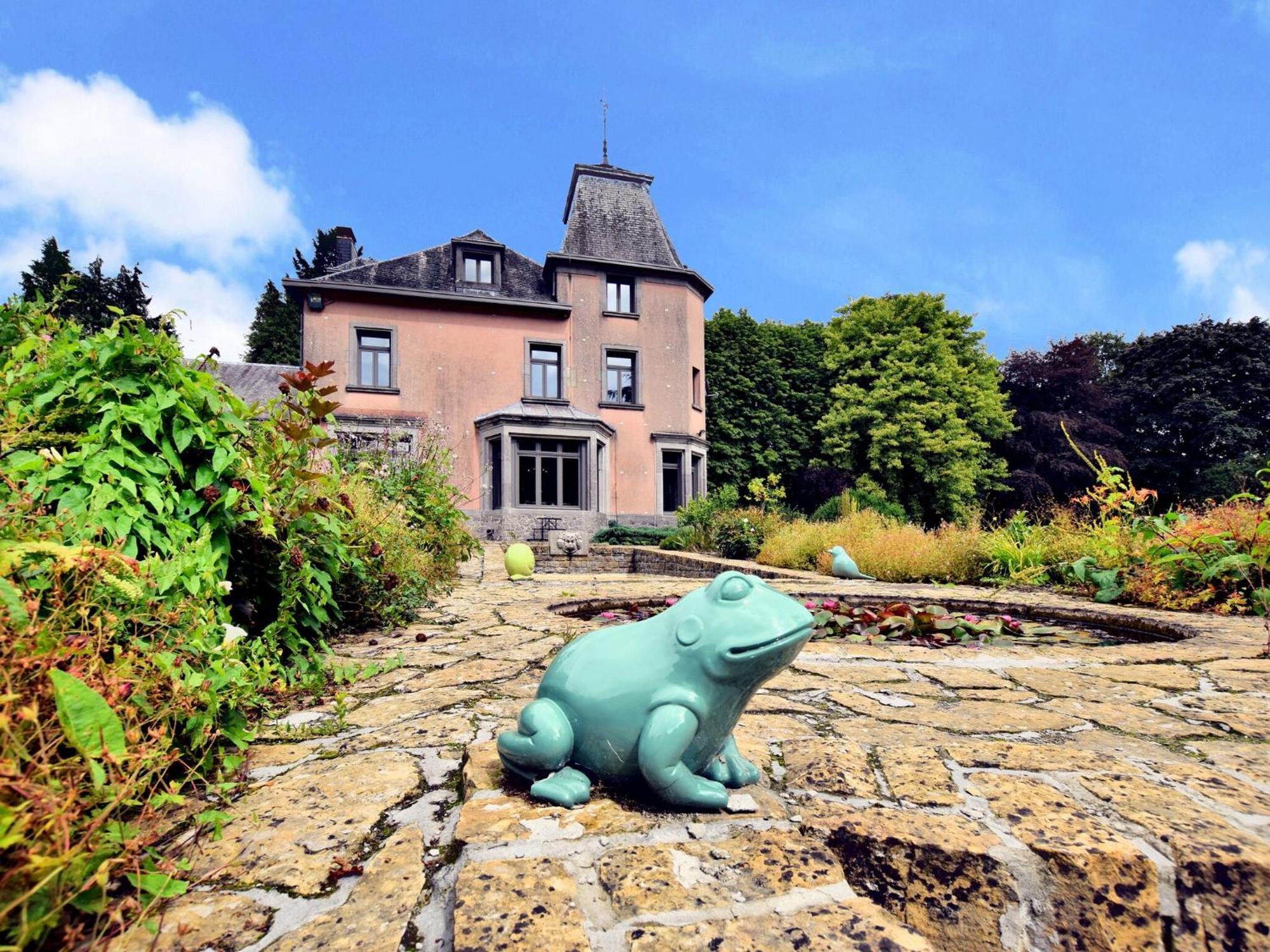 Villa Luxurious Castle With Hot Tub In The Belgian Jamoigne Esterno foto
