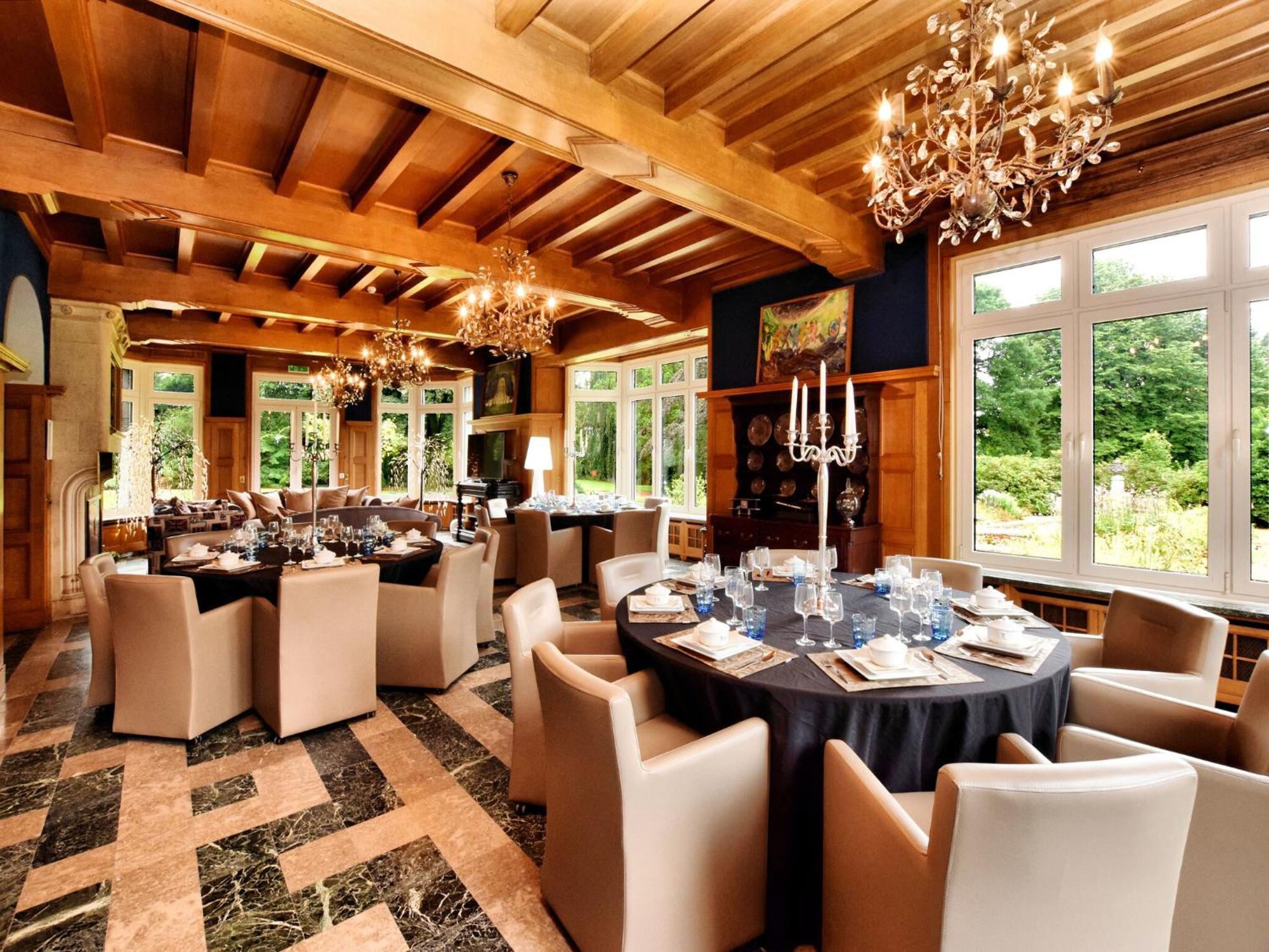 Villa Luxurious Castle With Hot Tub In The Belgian Jamoigne Esterno foto